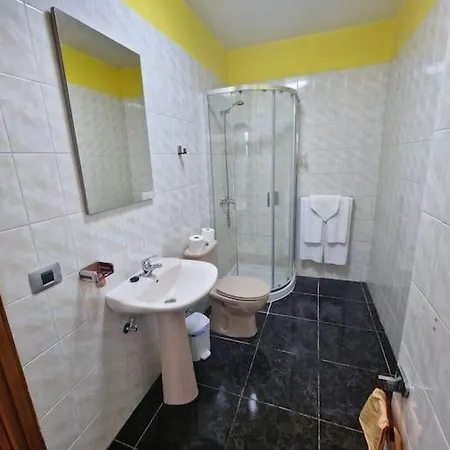 Ramon House Apartment *