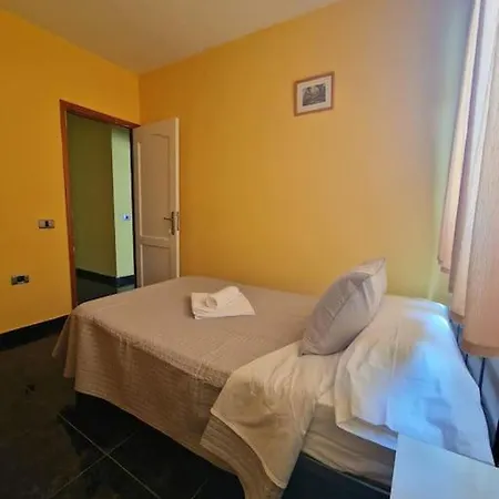 Ramon House Lägenhet